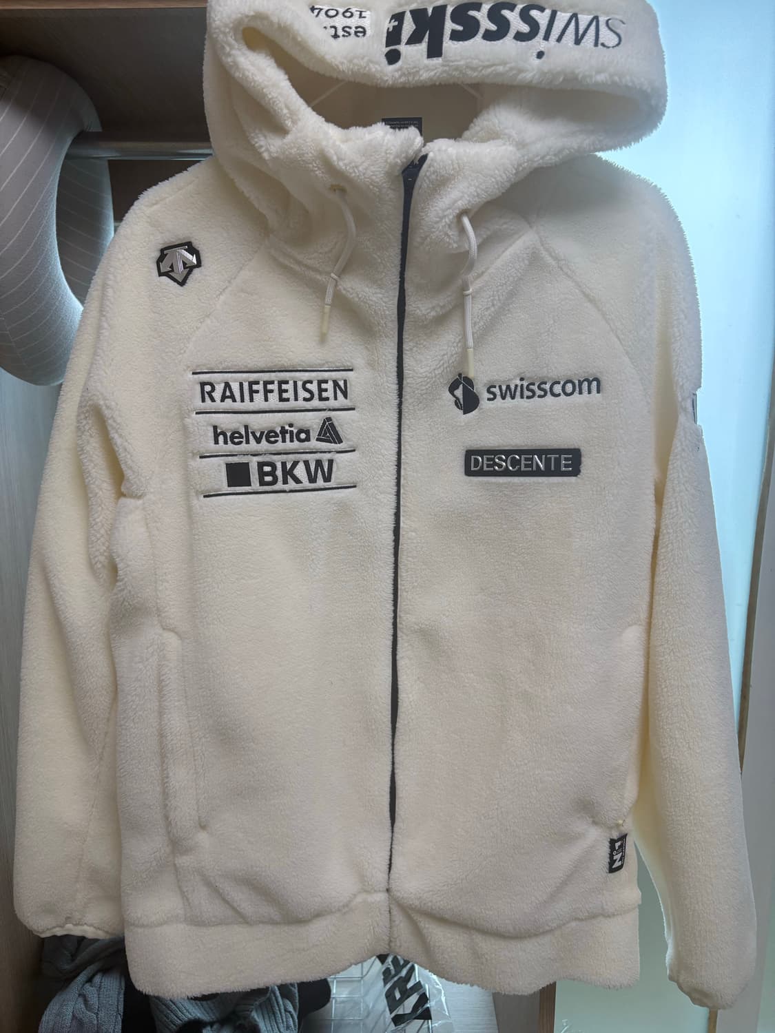 데쌍트 후리스  상품이미지2