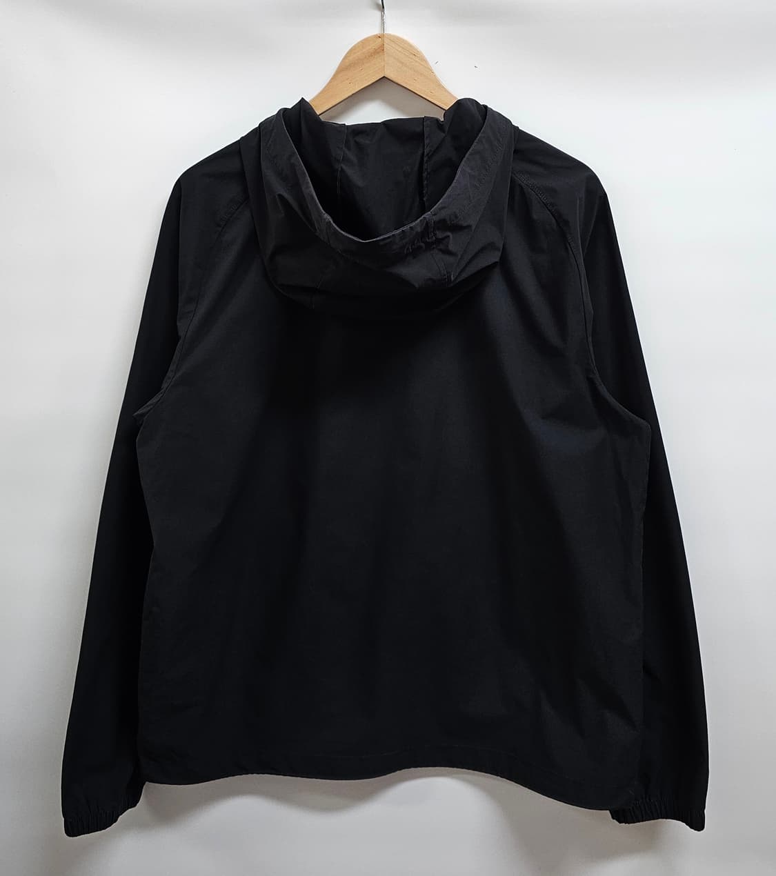 데상트 바람막이 후드자켓 105 상품이미지2