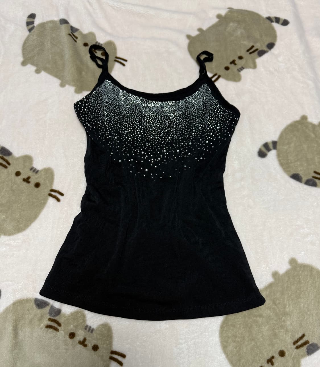 라인스톤 슬리브리스 블랙 상품이미지1