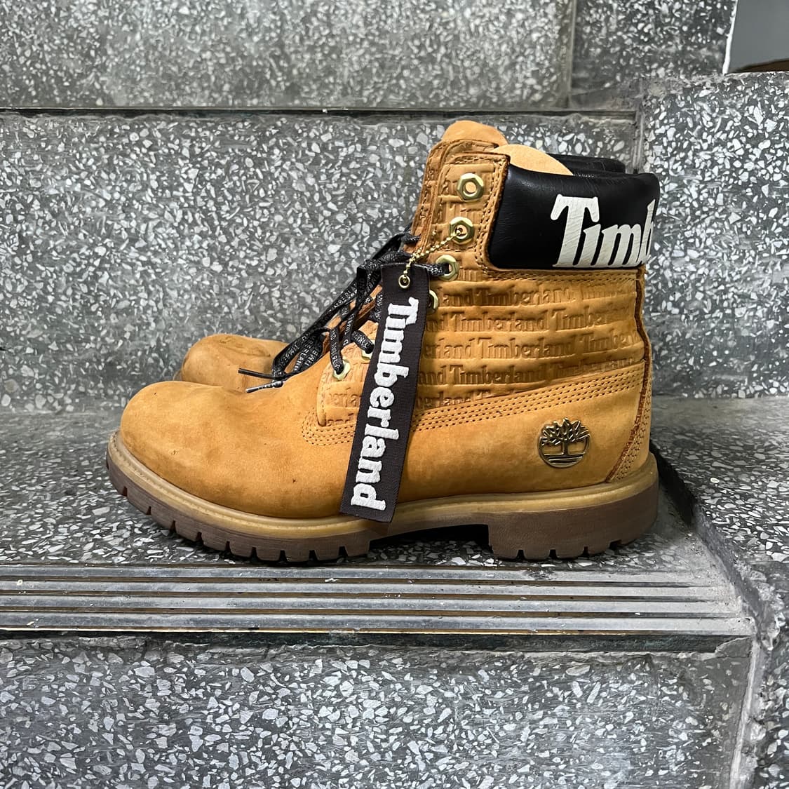 팀버랜드 6인치 로고 레터링 부츠 상품이미지2