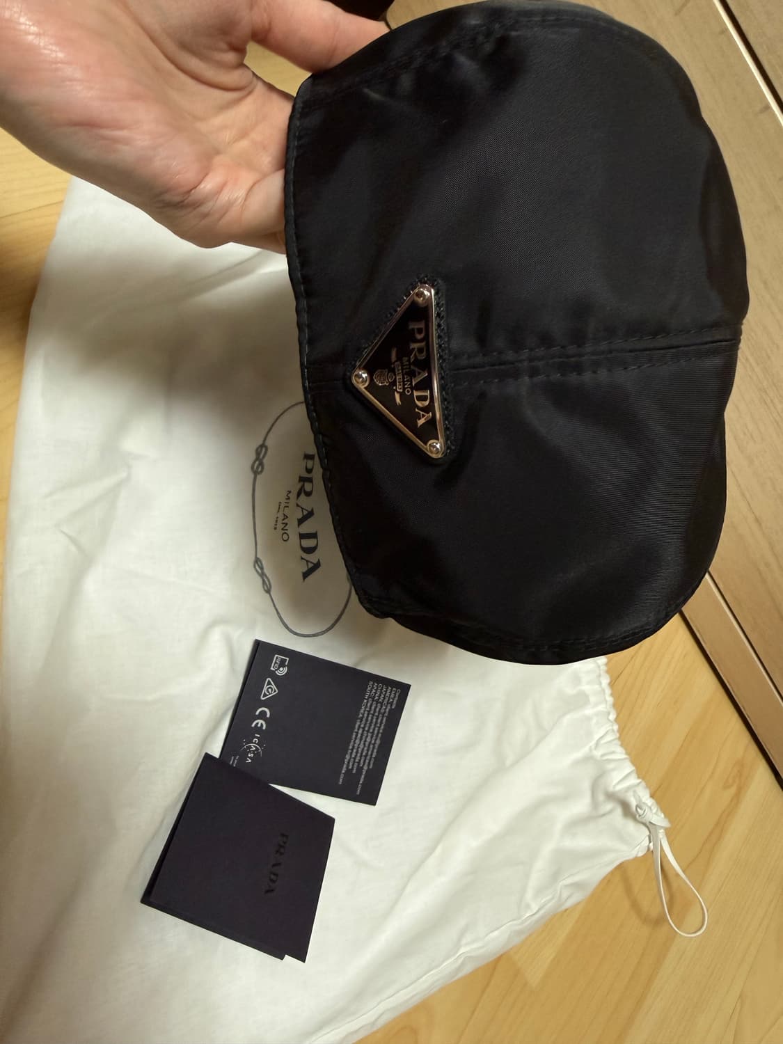 프라다 리나일론 헌팅캡 s 상품이미지1