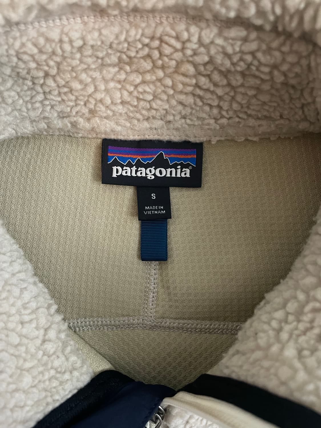 파타고니아 레트로 파일 베스트 아이보리 S (90-95) 상품이미지3
