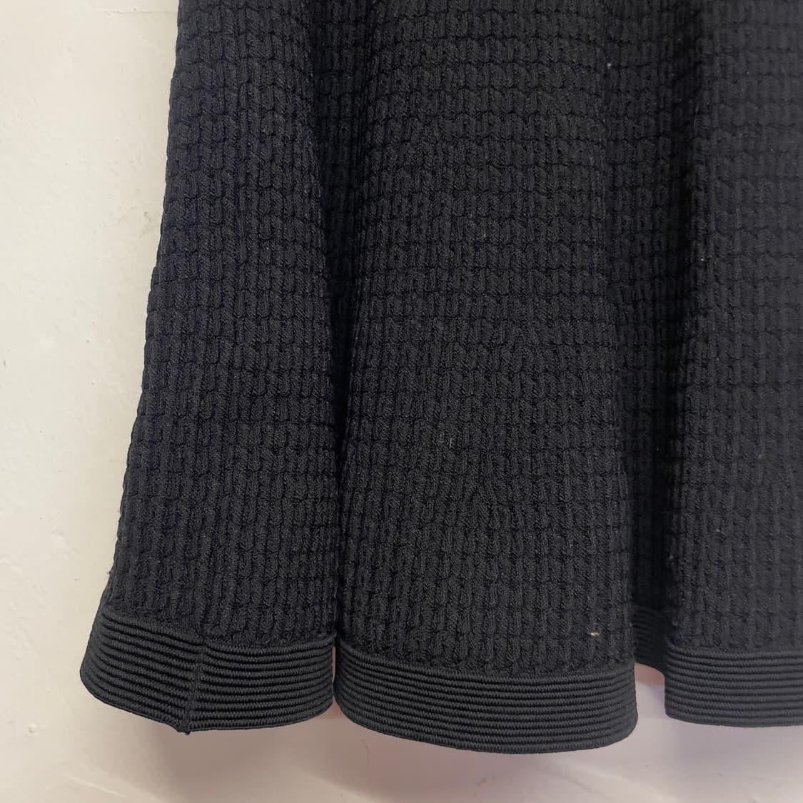 산드로 (우먼) 블랙 니트 스커트   상품이미지3