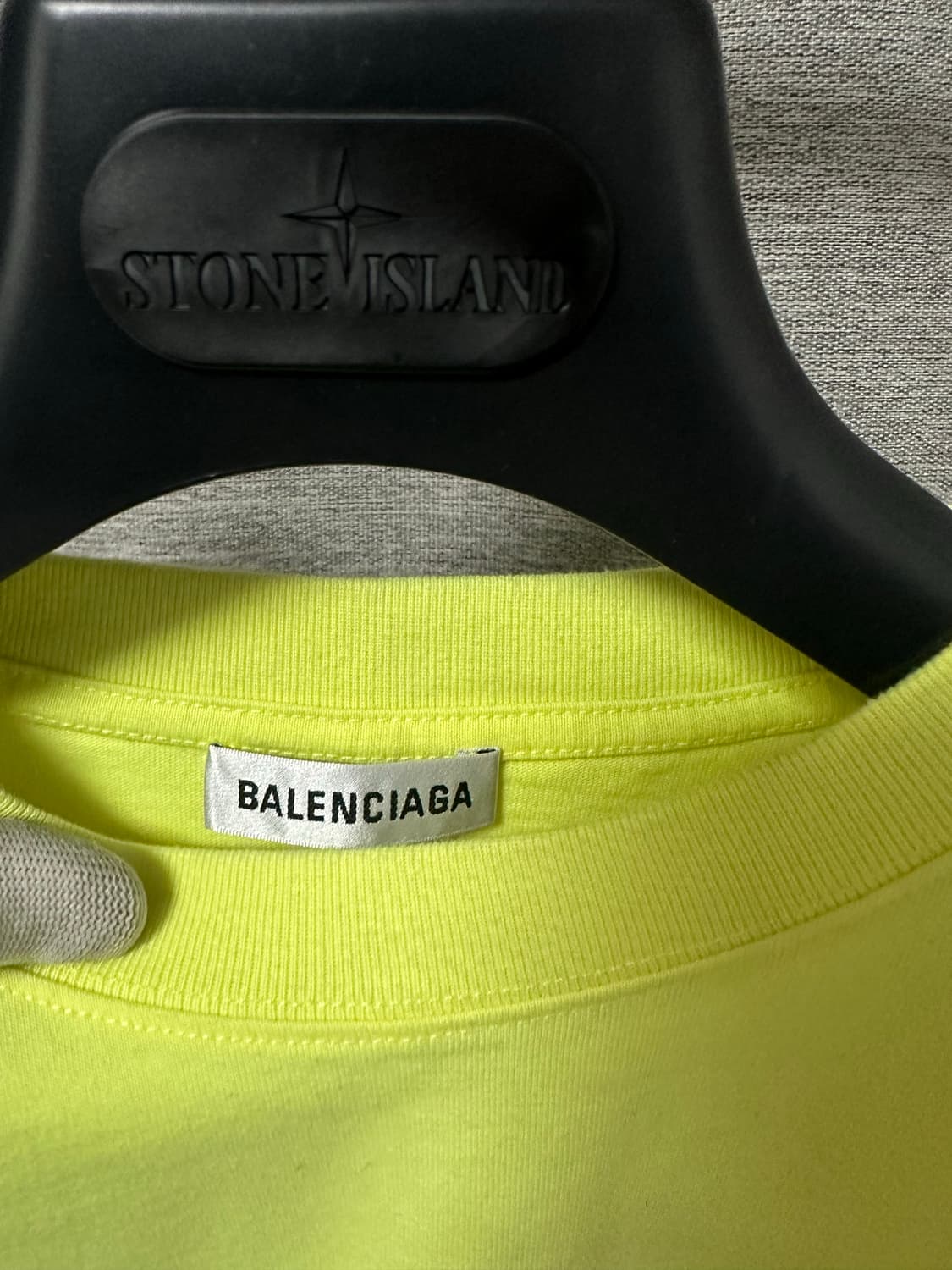 발렌시아가 웨이브로고 반팔 네온 (103/xs) 상품이미지3