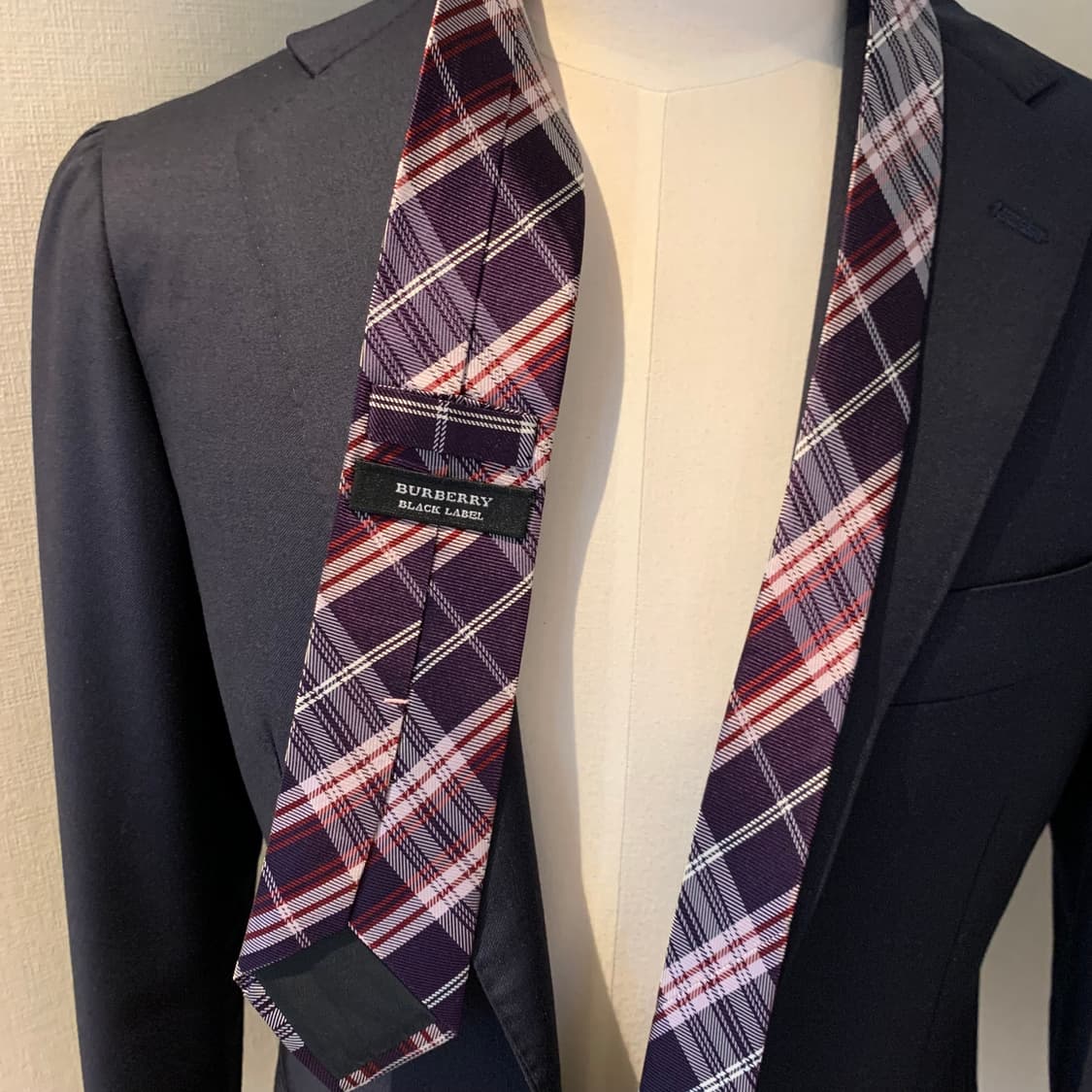 버버리(BURBERRY) 노바체크 슬림넥타이 블랙라벨 최상급 7cm 상품이미지2