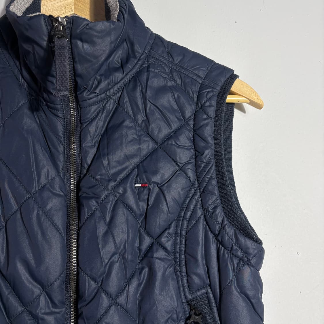 타미 힐피거 퀼팅 패딩 베스트 (무료배송) 상품이미지2