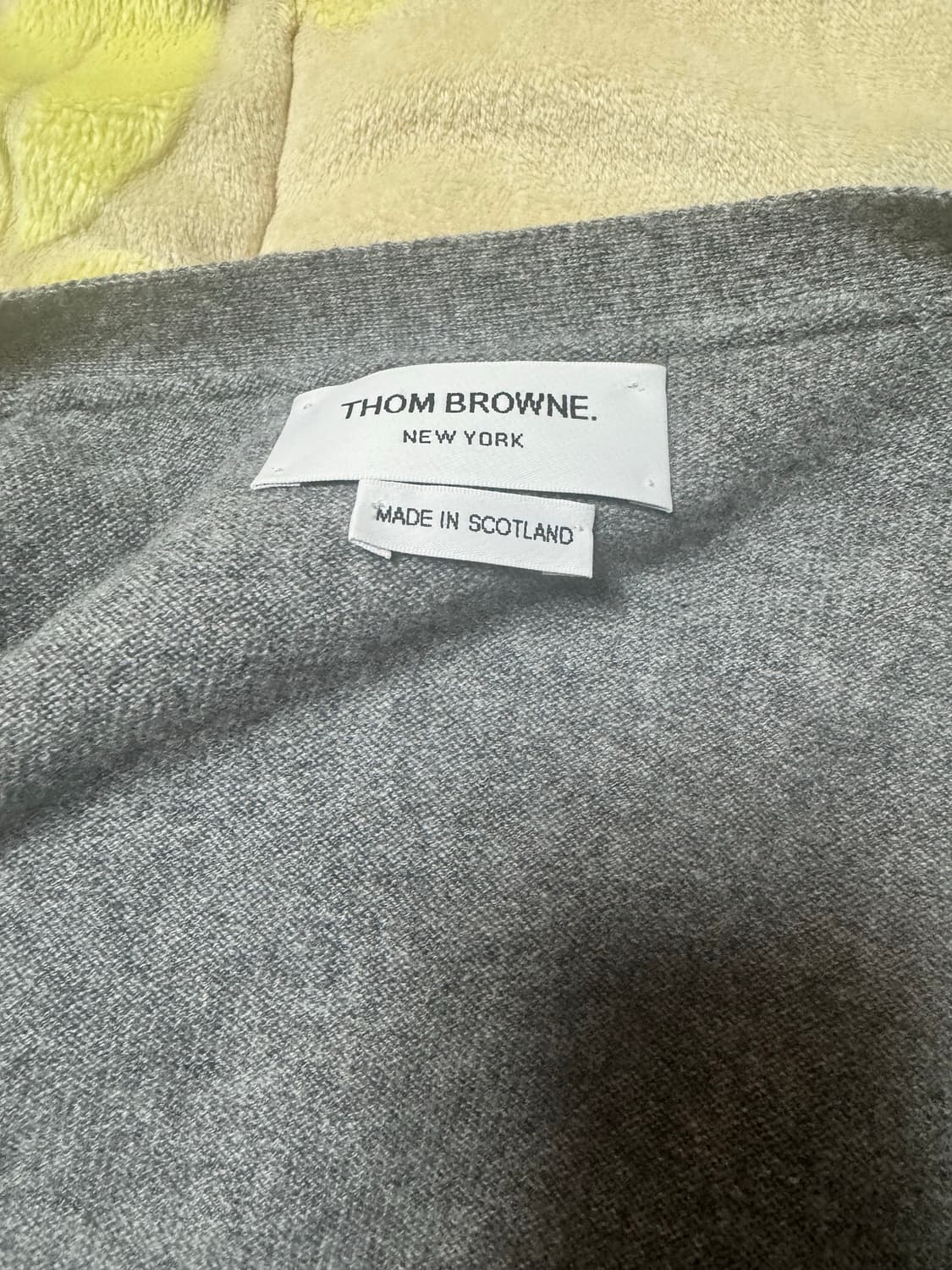 톰브라운 캐시미어 가디건 상품이미지3