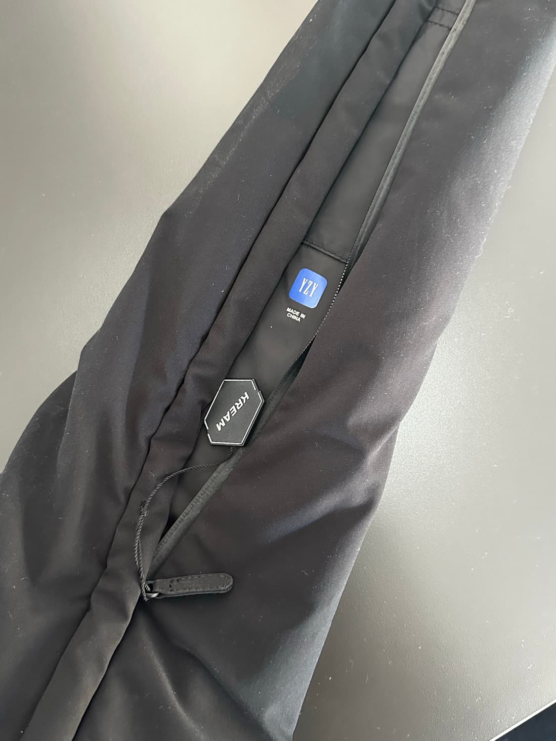 yeezy gap balenciaga 상품이미지1