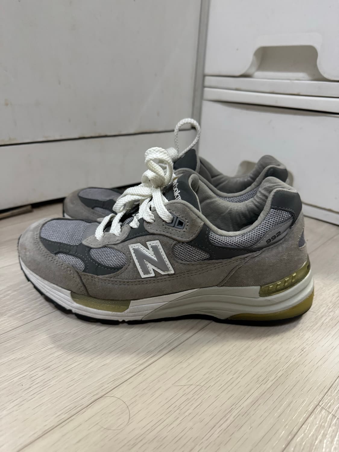 뉴발란스 992 245 상품이미지2