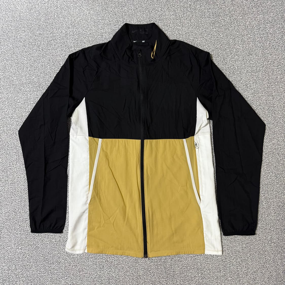 나이키 초경량 바람막이 L 상품이미지2