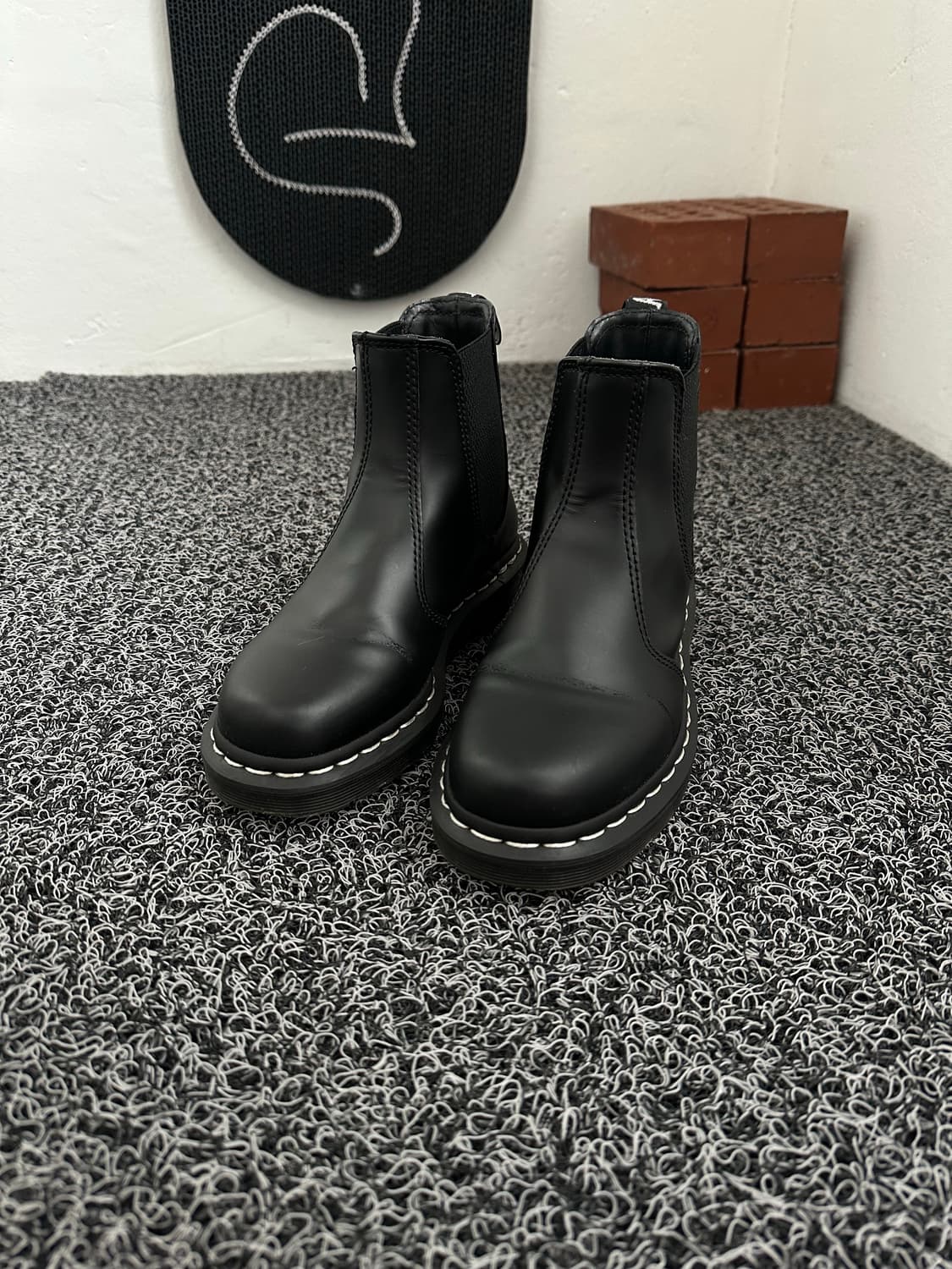 닥터마틴 2976 첼시 부츠 블랙 230 상품이미지2