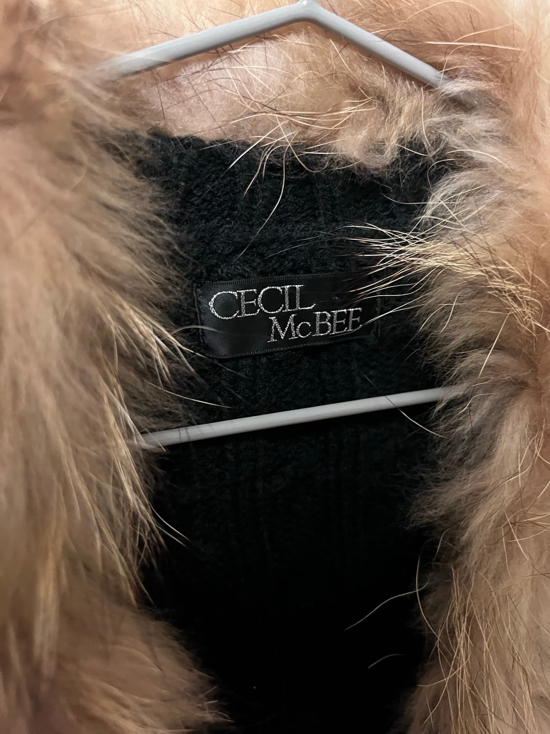 세실맥비 퍼 볼레로 니트 가디건 상품이미지2