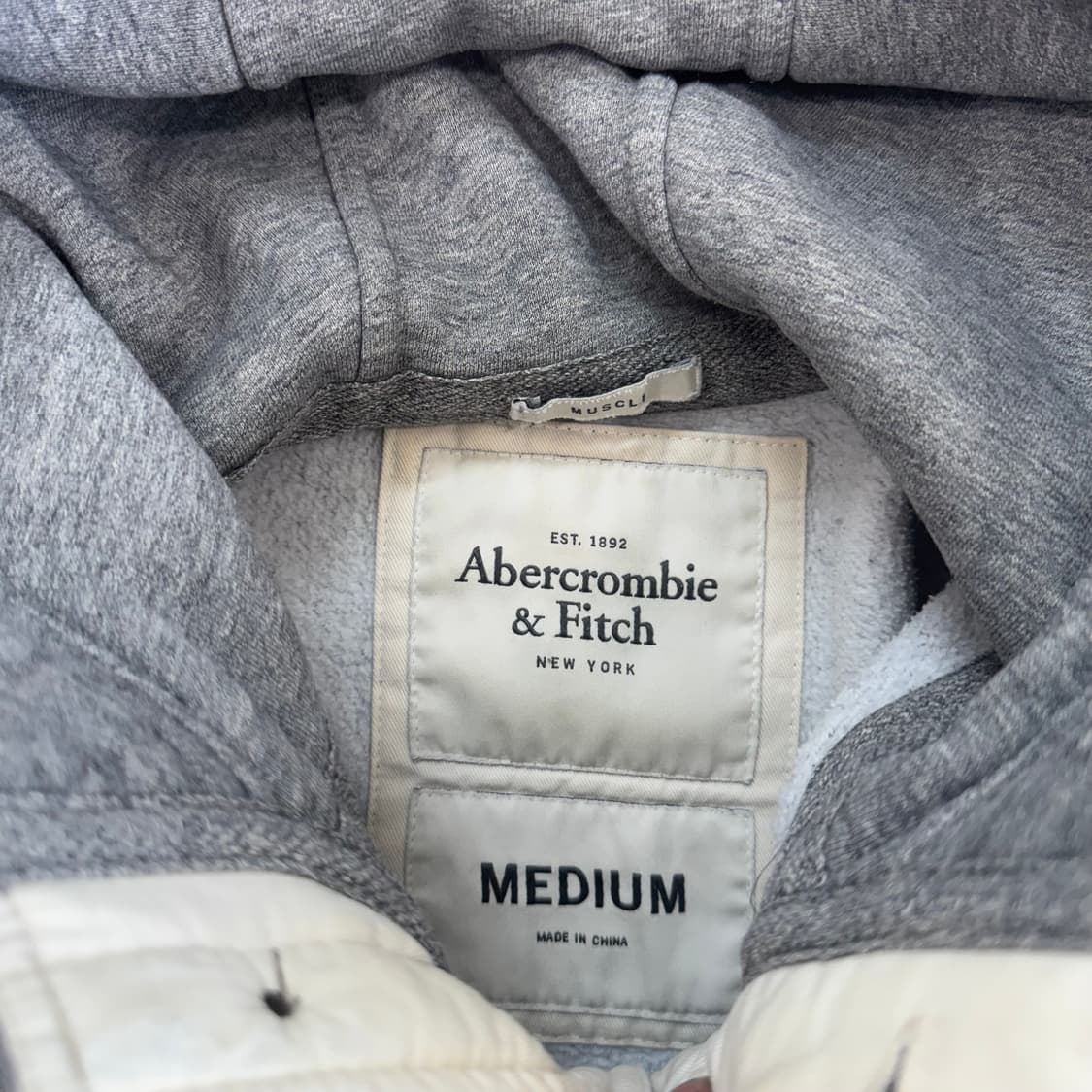 Abercrombie 아베크롬비 버튼업 그레이 후드티 상품이미지5