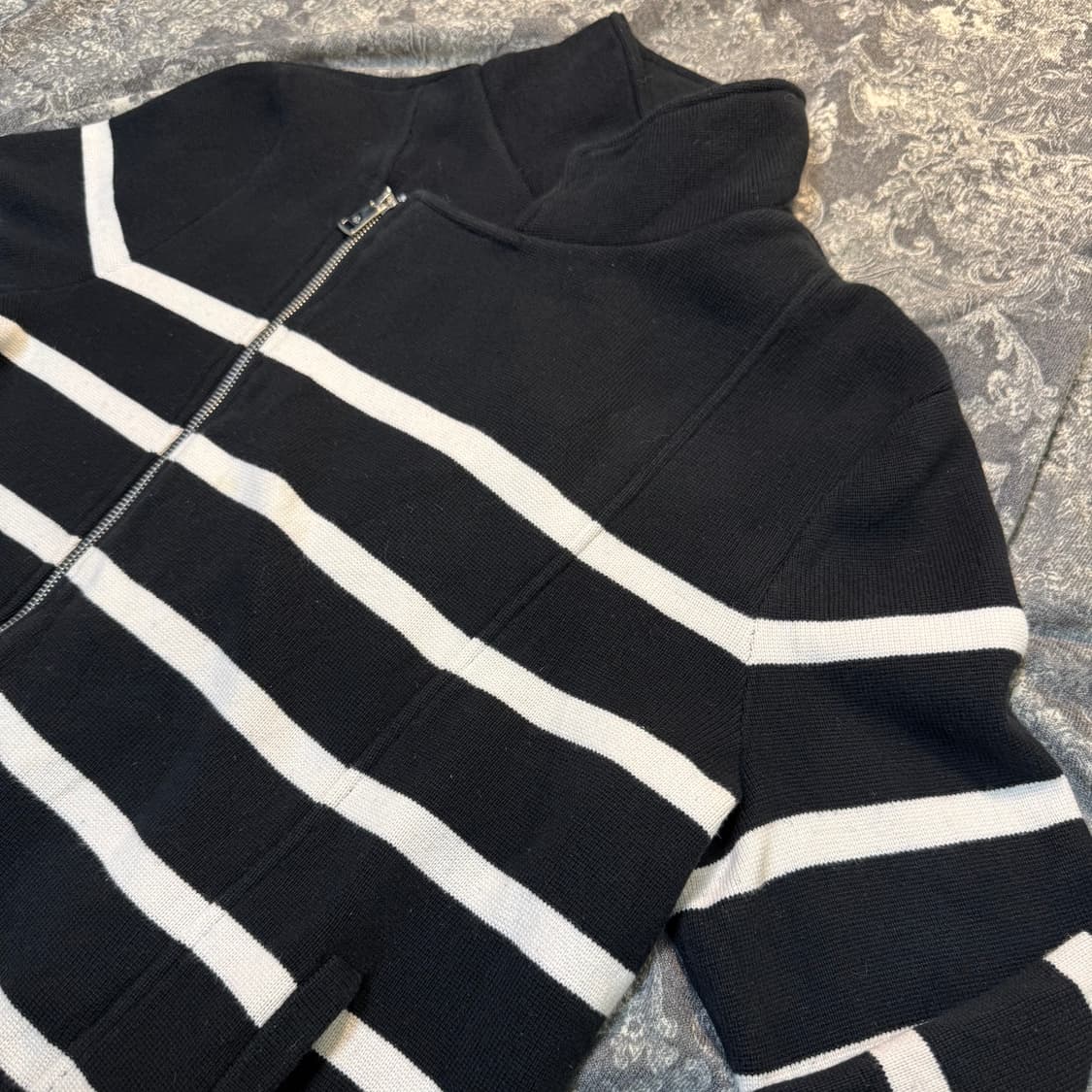levani jacket stripe zip sweater 상품이미지6