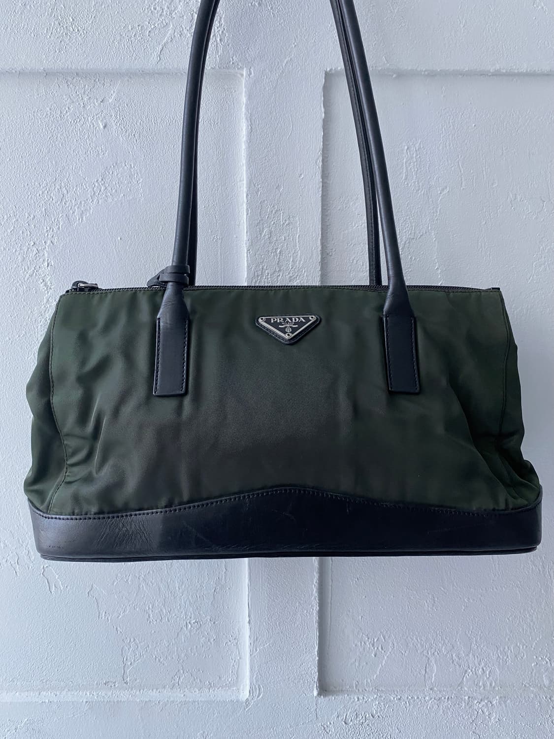 [Prada] 포코노 토트백(카키 블랙) 상품이미지2