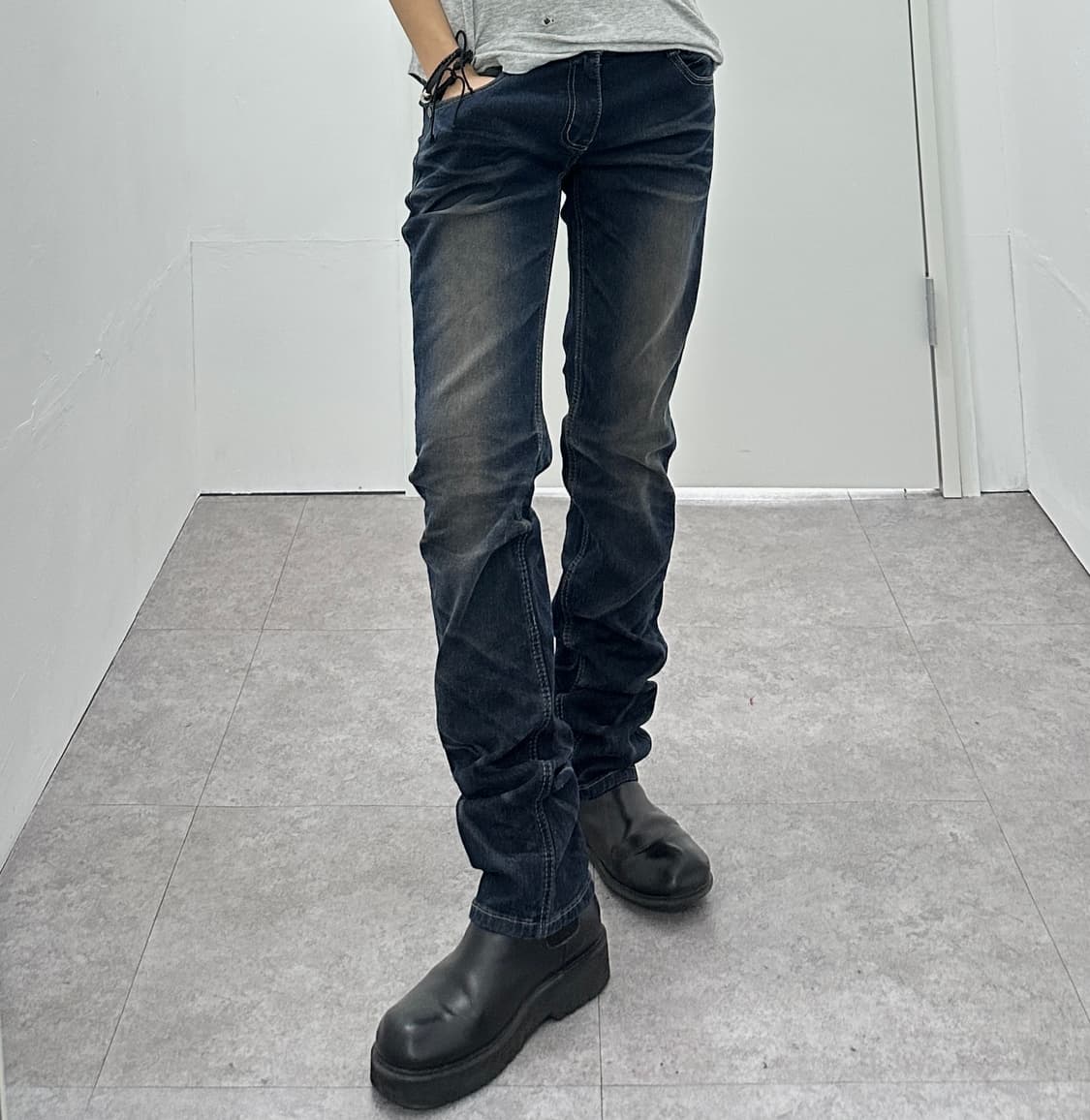 Vintage fade lines washing denim pants 상품이미지2