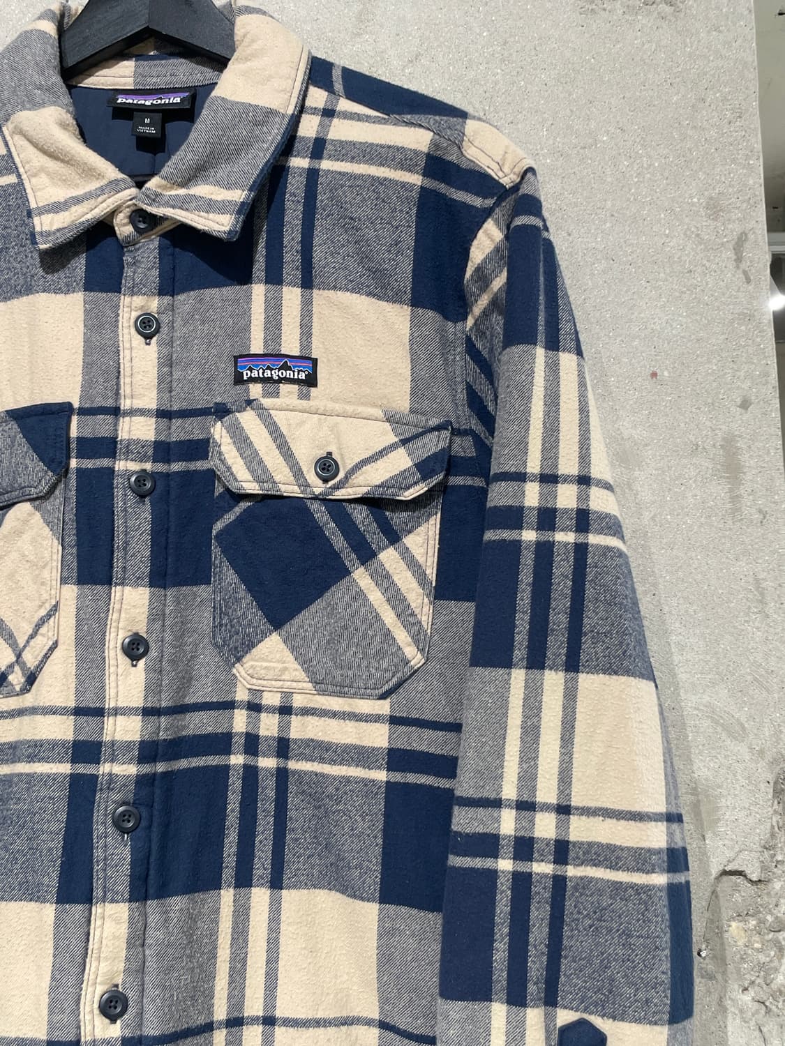 파타고니아 맨즈 인슐레이트 오가닉 플란넬 셔츠 상품이미지3