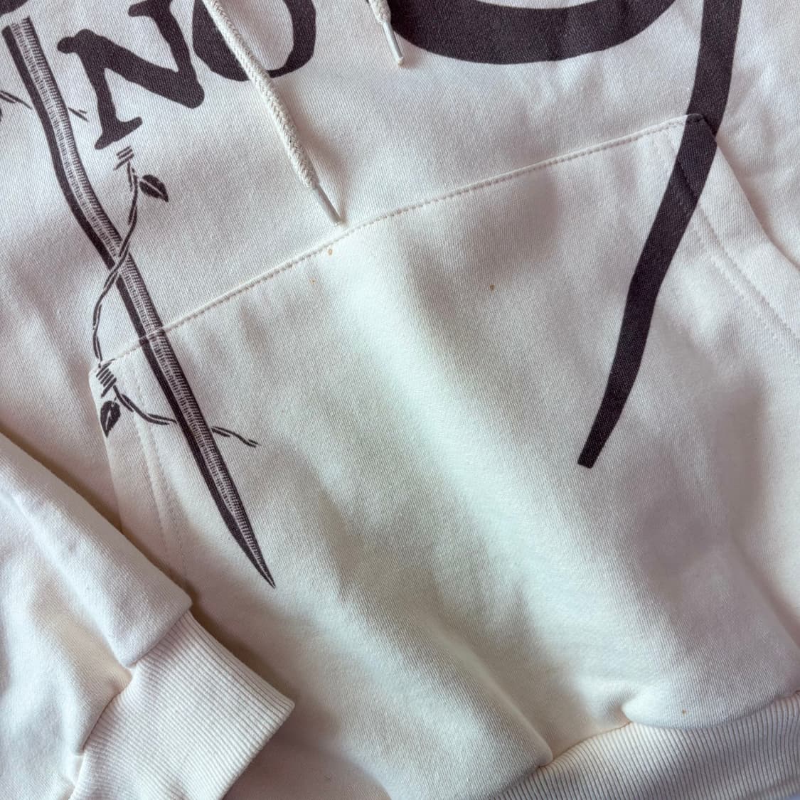 메종 넘버 나인(Maison No. 9) 로즈 그래픽 오버사이즈 후드 상품이미지2