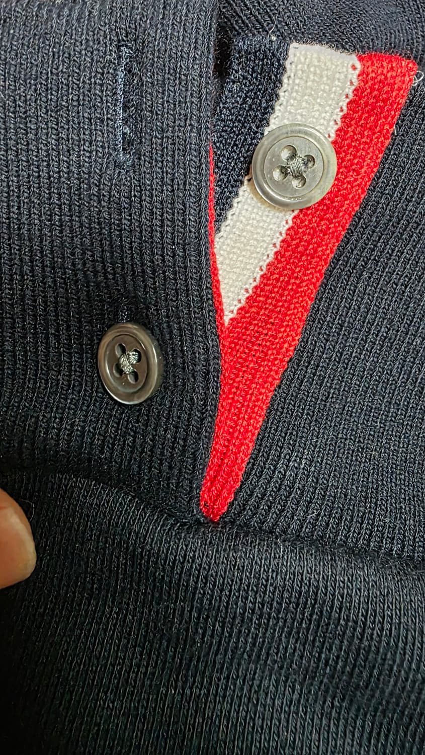 [3,새상품급]톰브라운 백삼선 맨투맨 상품이미지5