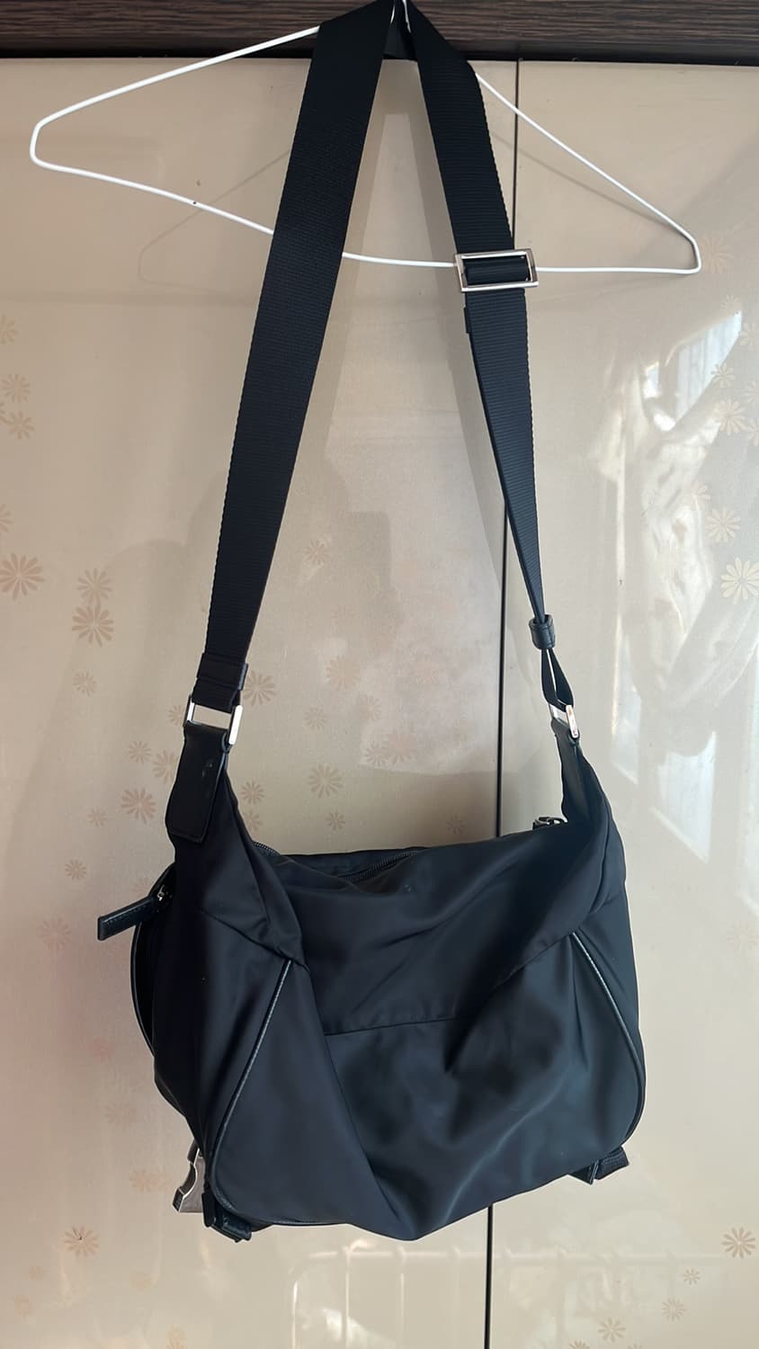 프라다 나일론백 상품이미지2