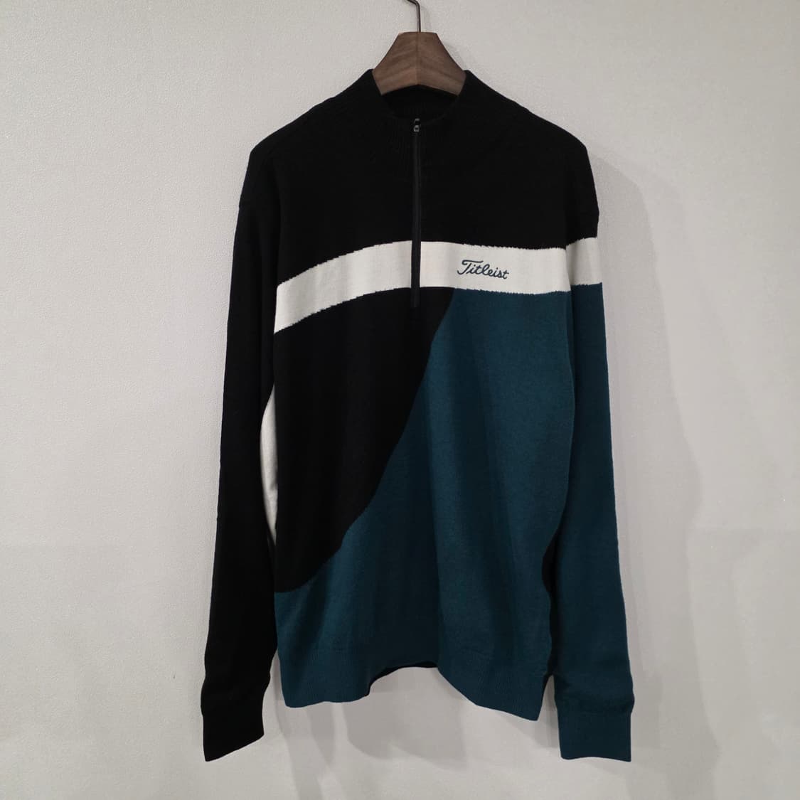 타이틀리스트 골프 반집업 스웨터 M 상품이미지1