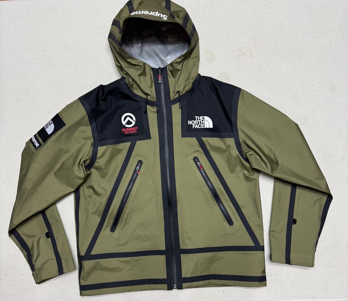 슈프림 x 노스페이스 서밋 시리즈 아우터 테이프 심 자켓 올리브 M 상품이미지1