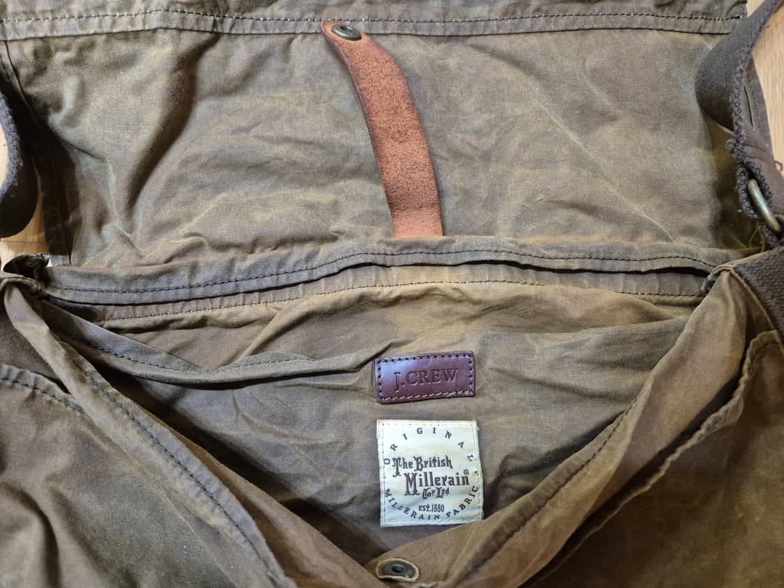 영국 british millerain x j crew 왁스 크로스백 상품이미지4