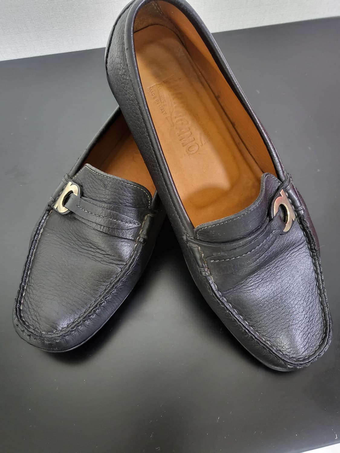 (정품)페라가모 간치니 여성 로퍼 36사이즈 230mm 상품이미지3