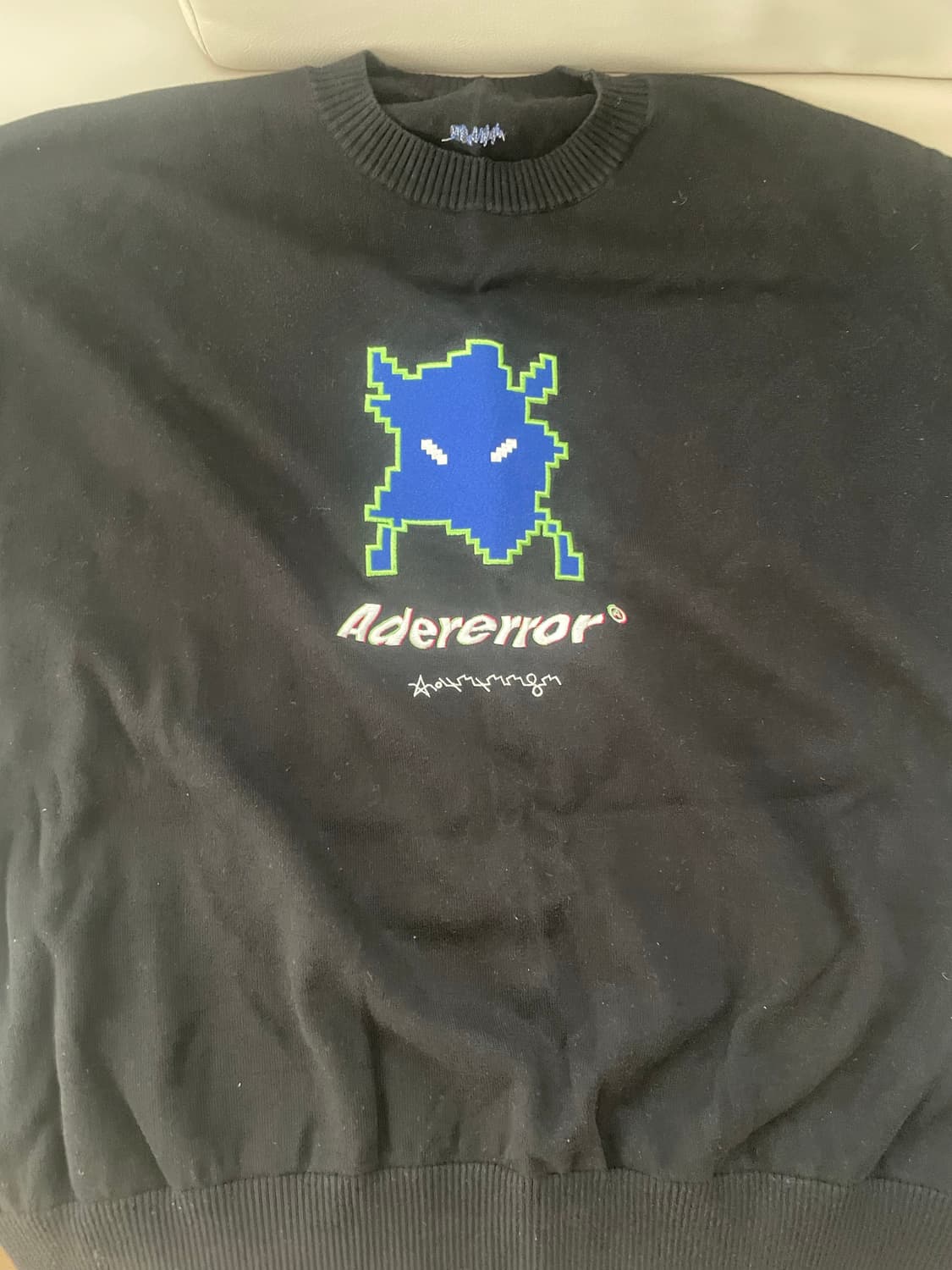 아더에러 고스트 니트 판매합니다! 상품이미지1