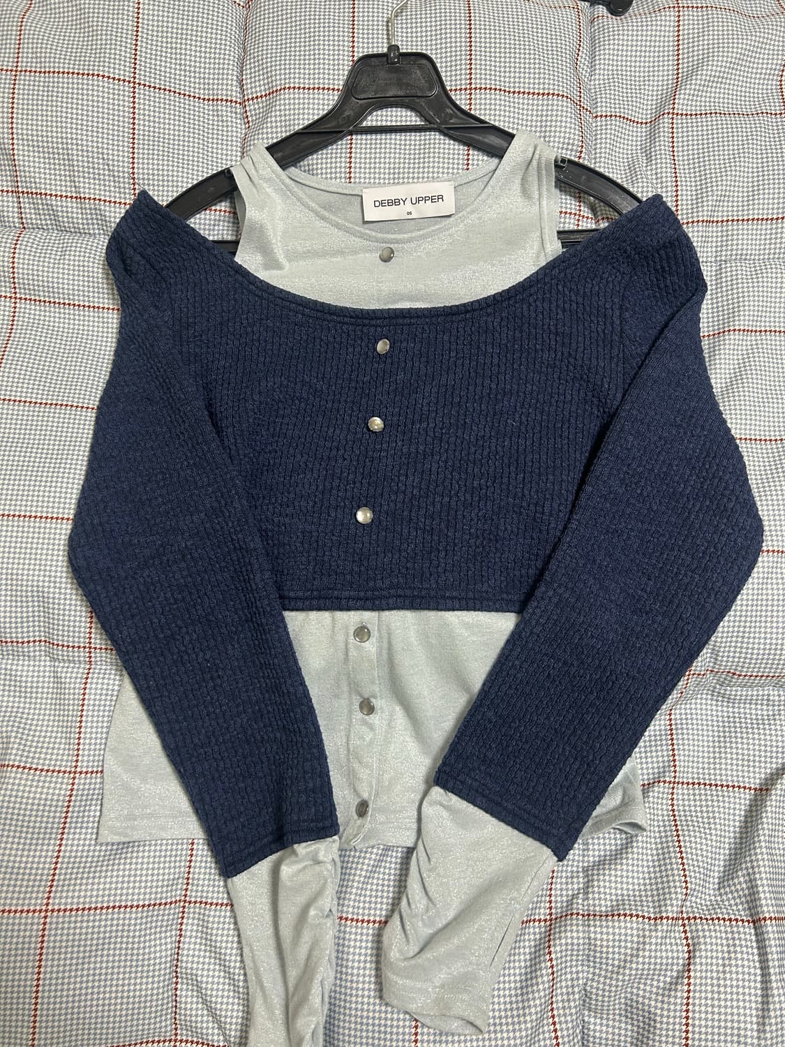  데비어퍼 오프숄더 티셔츠 상품이미지1