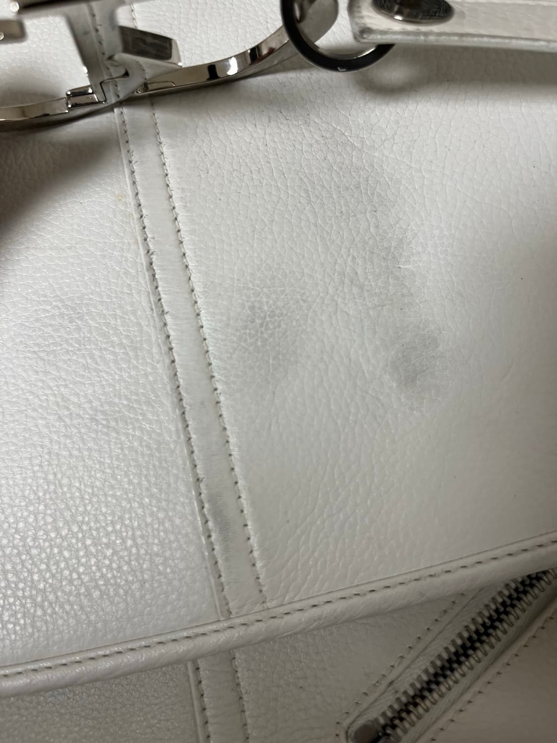 Christian Dior 화이트 가죽 숄더백 정품 상품이미지10