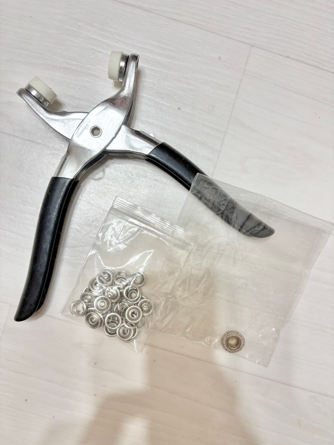 메긴나잇브릿지ㅡ 천연 밍크 방울 카라/오리털패딩 55 하자/수선필요 상품이미지8