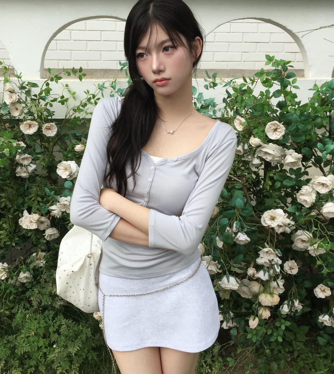 모디무드 MOMU 딥 유넥 단추 7부 티셔츠 상품이미지1