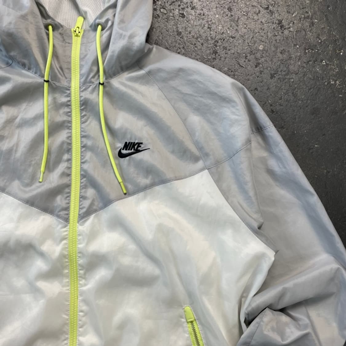 100 나이키 윈드러너 바람막이  상품이미지2