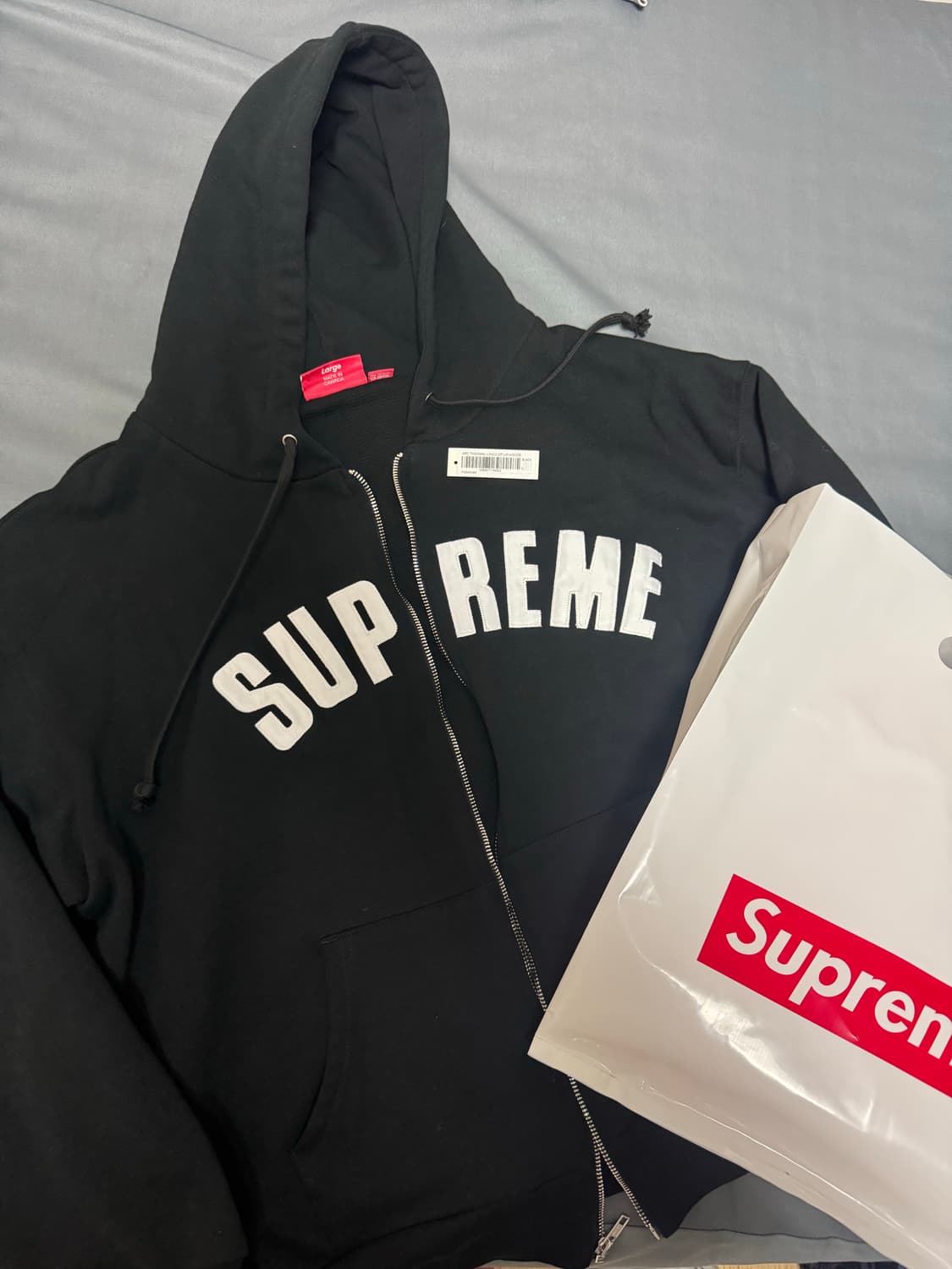 슈프림 아크 써멀 라인드 집업 후드 스웨트셔츠 블랙 - 24FW 상품이미지1