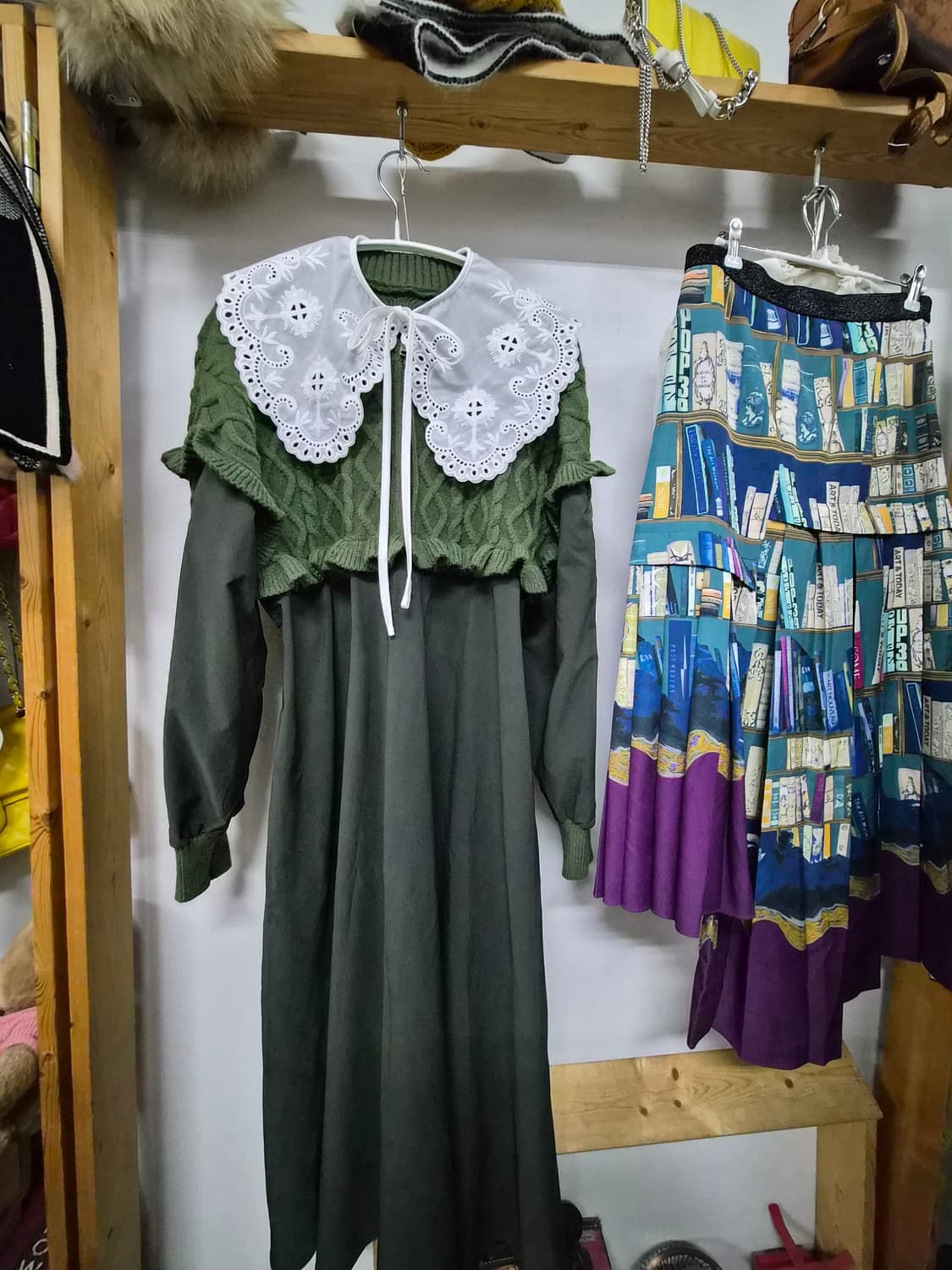 케이블 니트프릴 원피스 상품이미지1