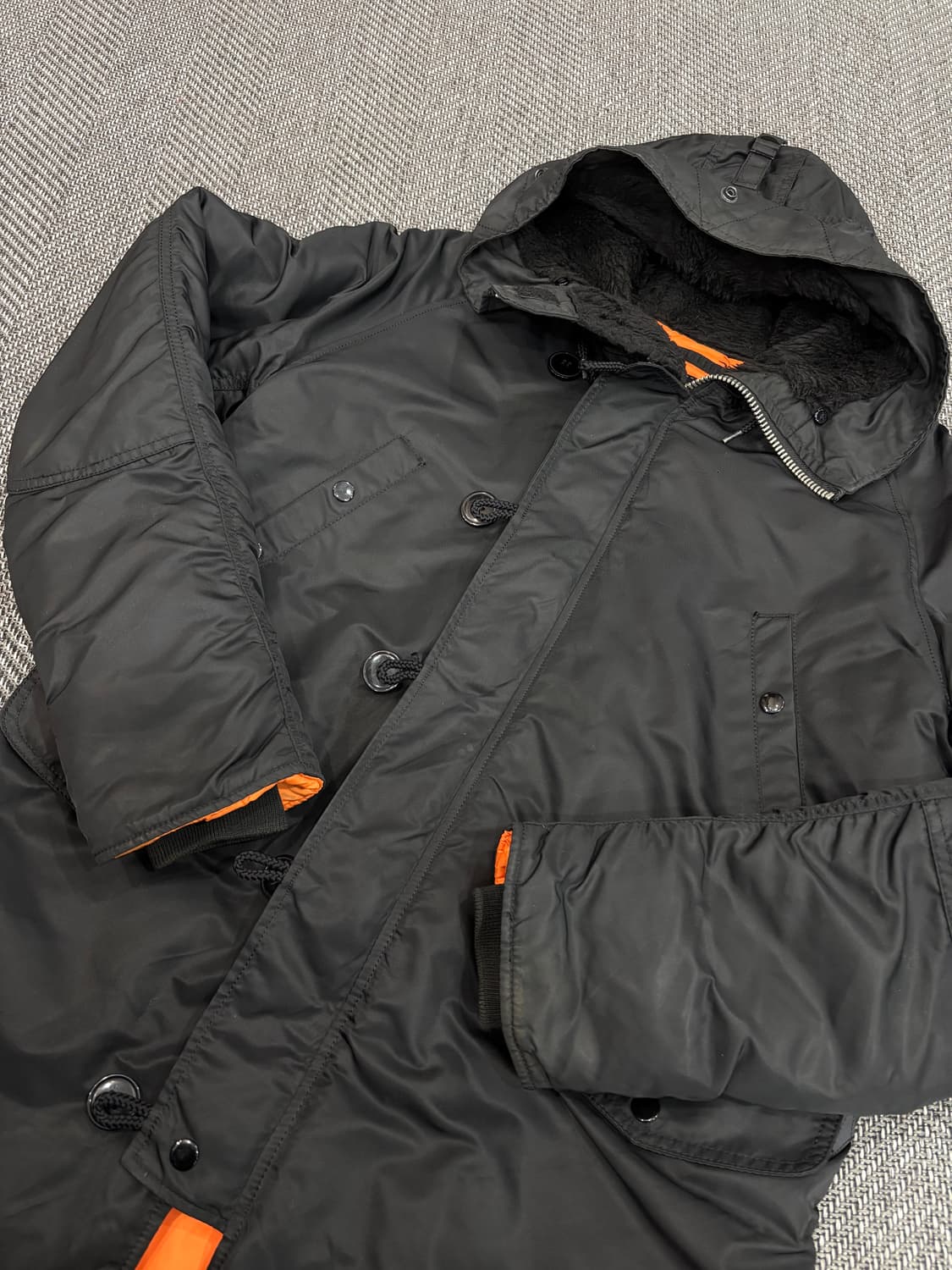 알파인더스트리 N3B 파카 블랙 상품이미지4