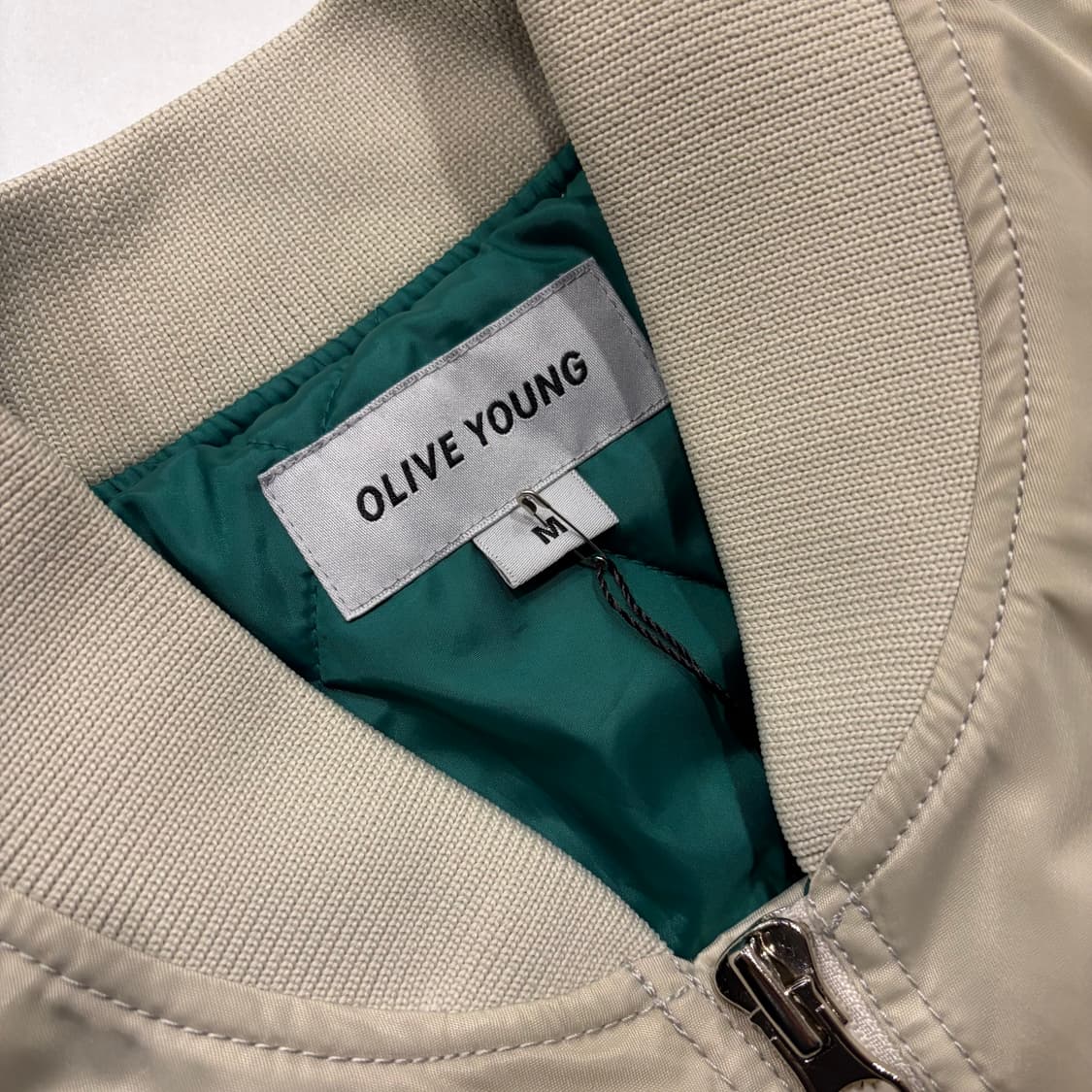 [M] 올리브영 베이지 마원 봄버 자켓 D199 상품이미지5