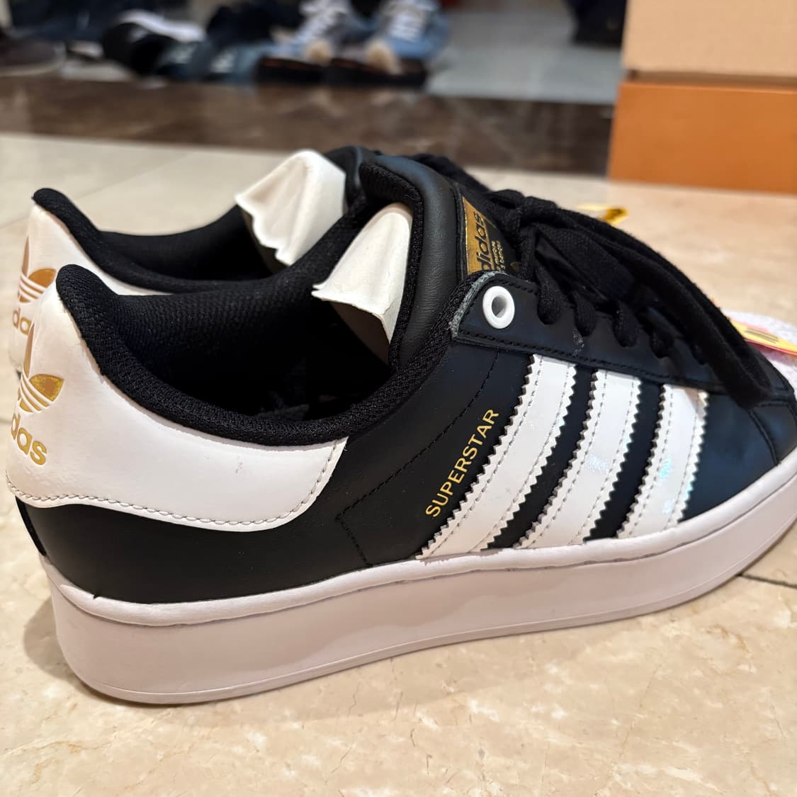 아디다스 슈퍼스타 검흰 굽O 240추천 상품이미지3