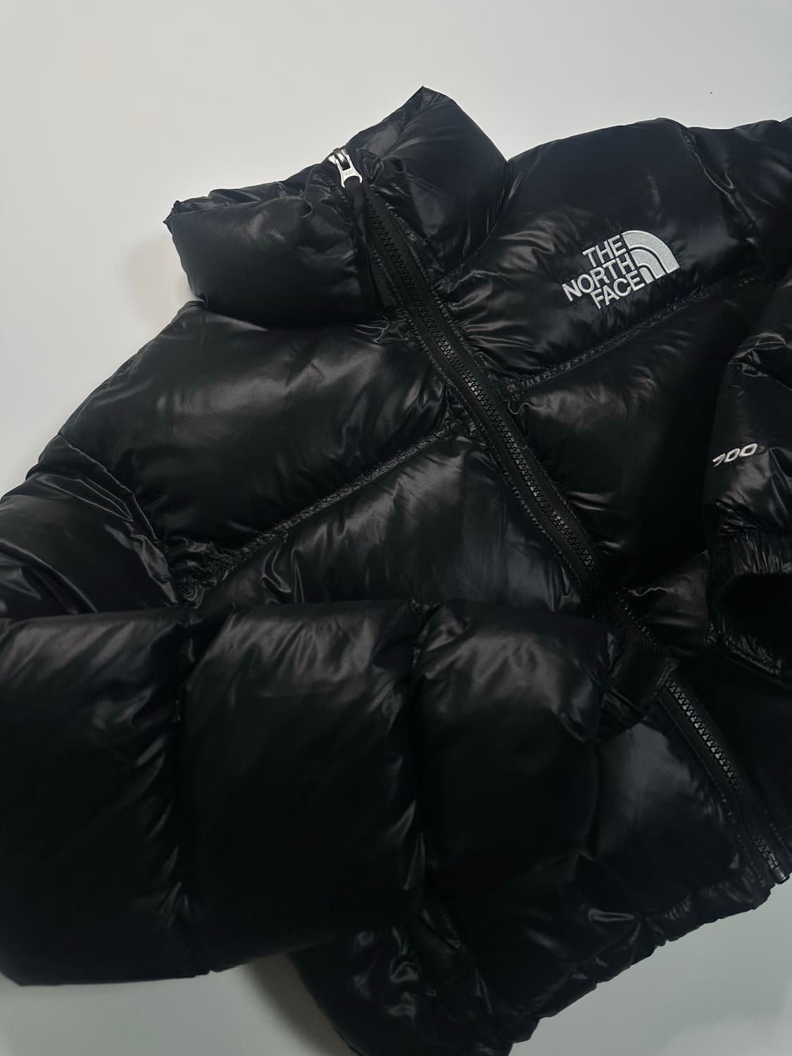 노스페이스 눕시 700 숏패딩 유광 상품이미지1