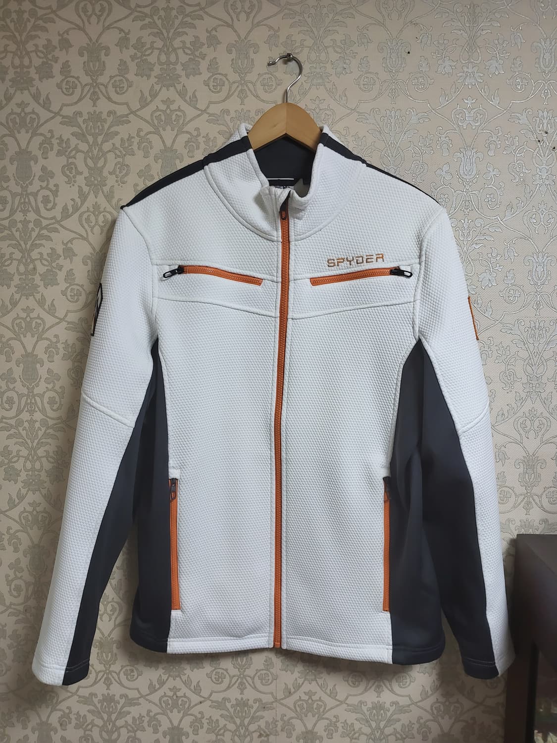 스파이더 기모 집업 상품이미지1