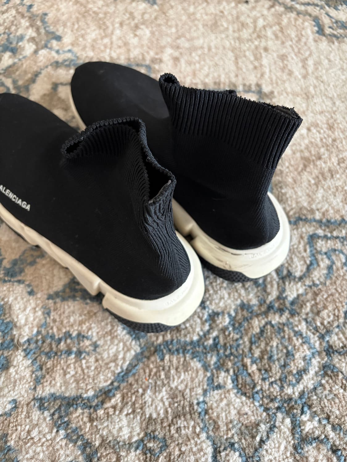 발렌시아가 스피드러너 270 상품이미지2