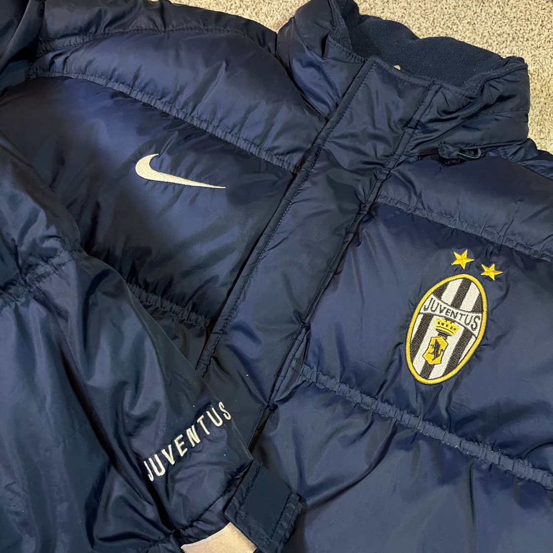 나이키 유벤투스 덕다운 패딩 상품이미지2