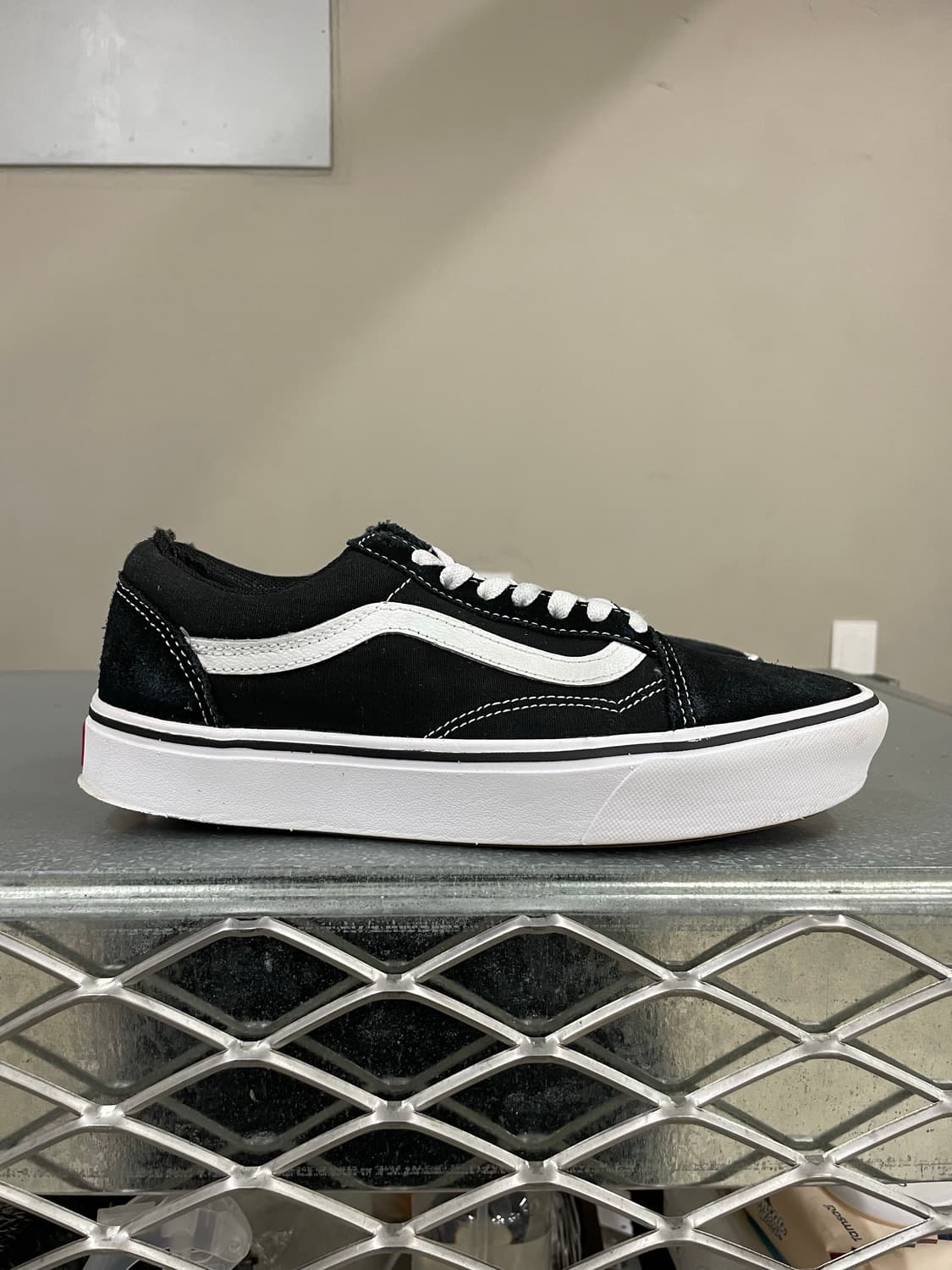 반스 컴피쿠시 올드스쿨 블랙 245 상품이미지4