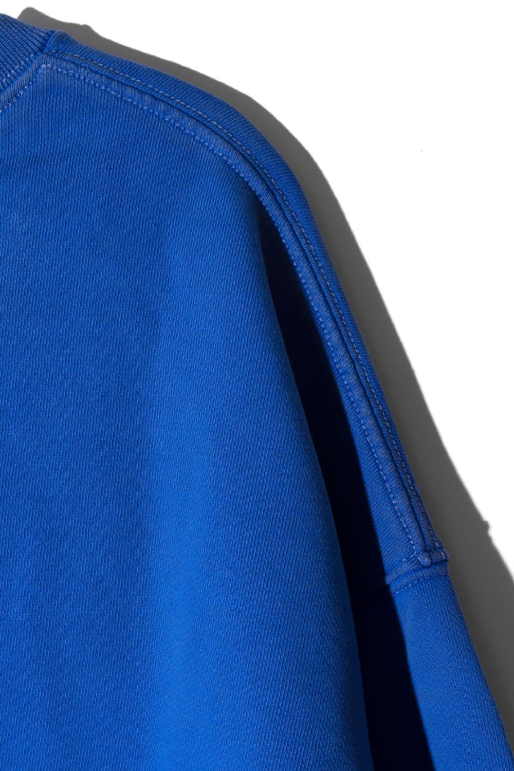 블랙아웃 스웻셔츠 상품이미지4