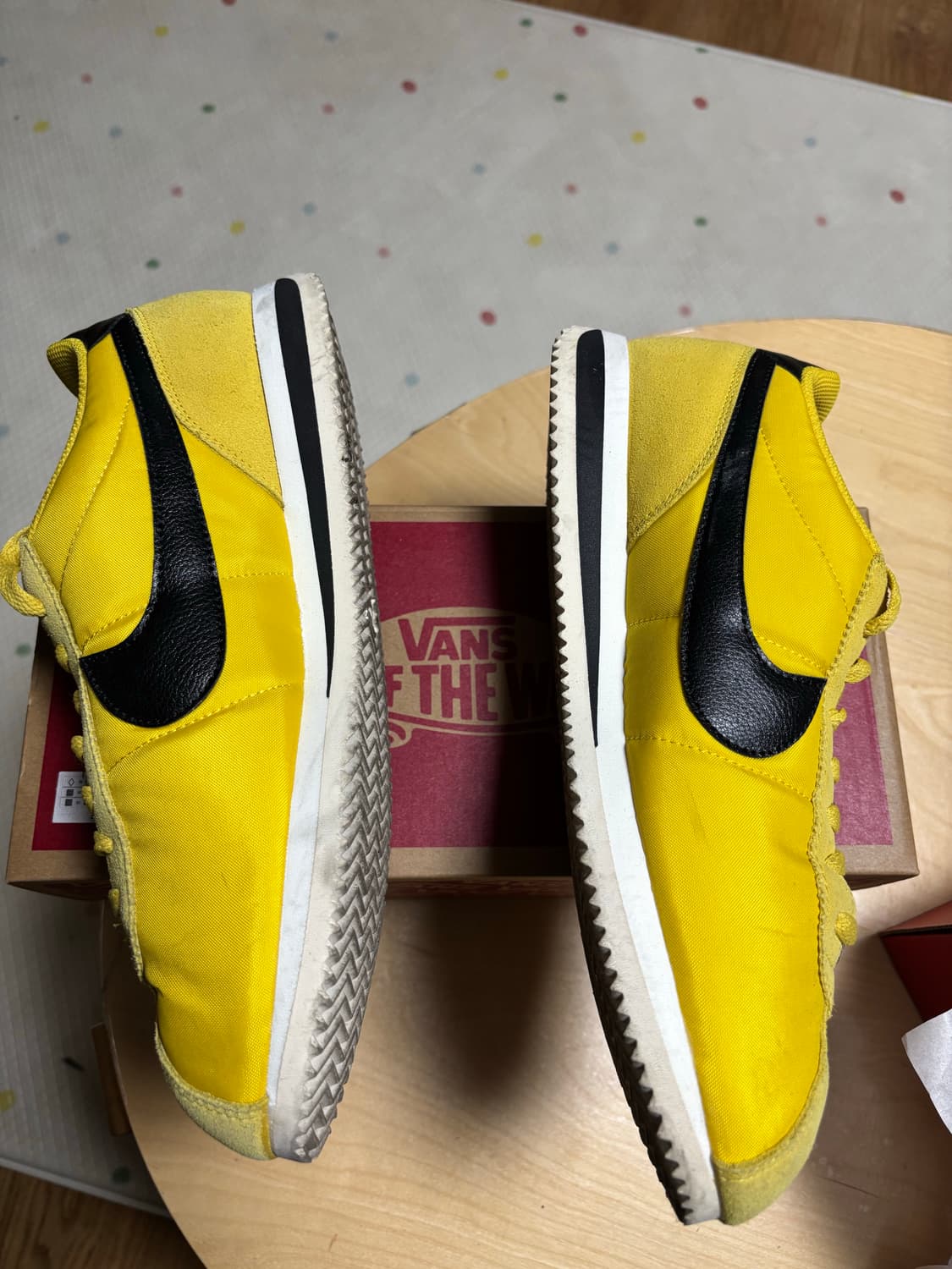 290) 나이키 코르테즈 비비드 설퍼 상품이미지3