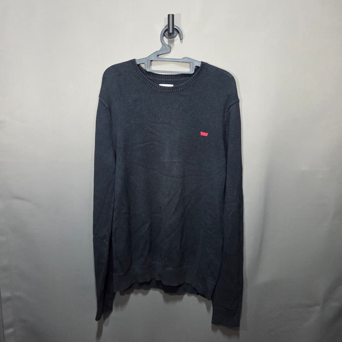 리바이스 블랙 니트 긴팔 상품이미지1