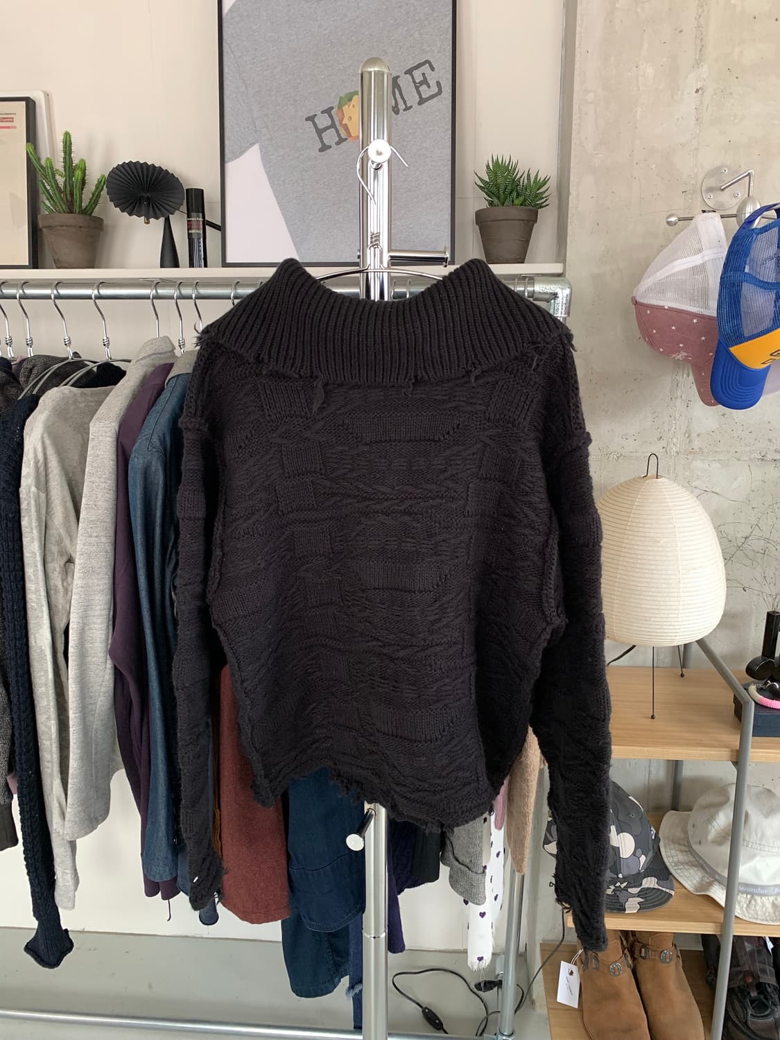 Perverze 퍼버즈 하이넥 카라 데미지 니트 가디건 상품이미지3