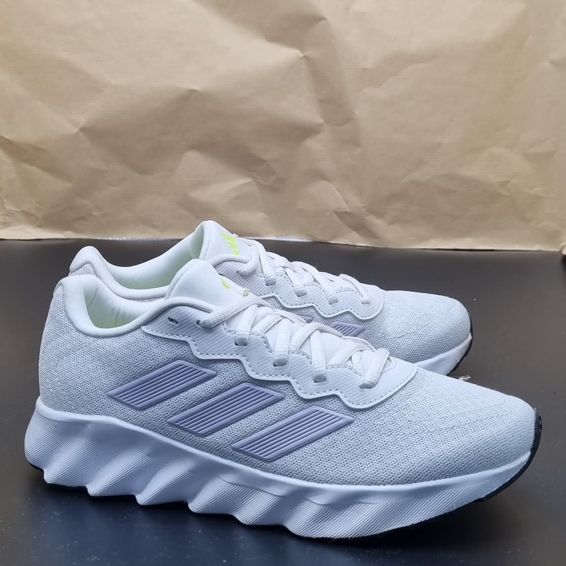 아디다스 스위치 무브 여성운동화230  상품이미지1