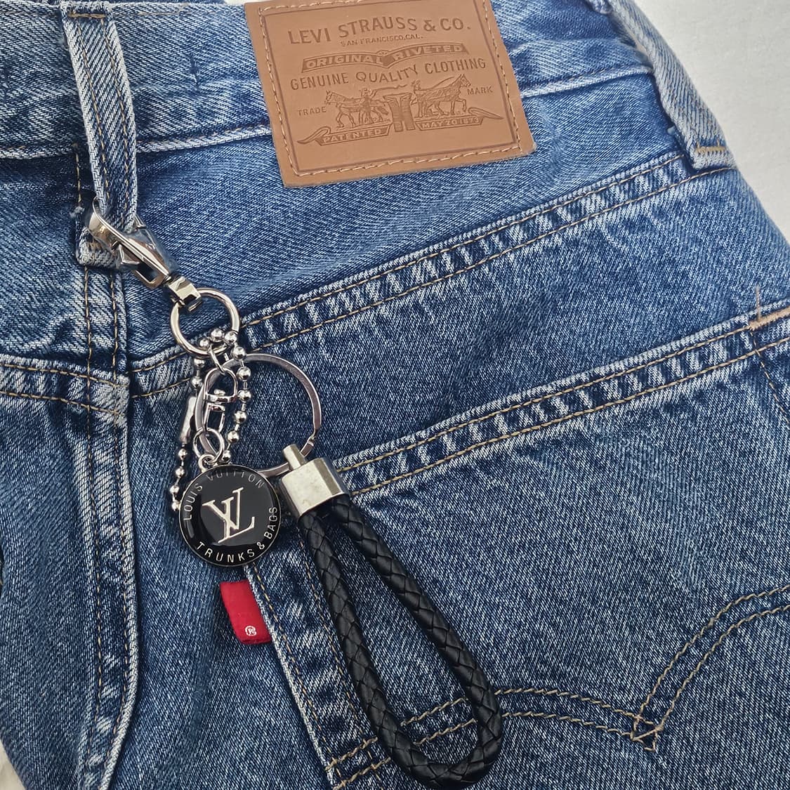 루이비통 빈티지 업사이클링 키링 바지체인 상품이미지1